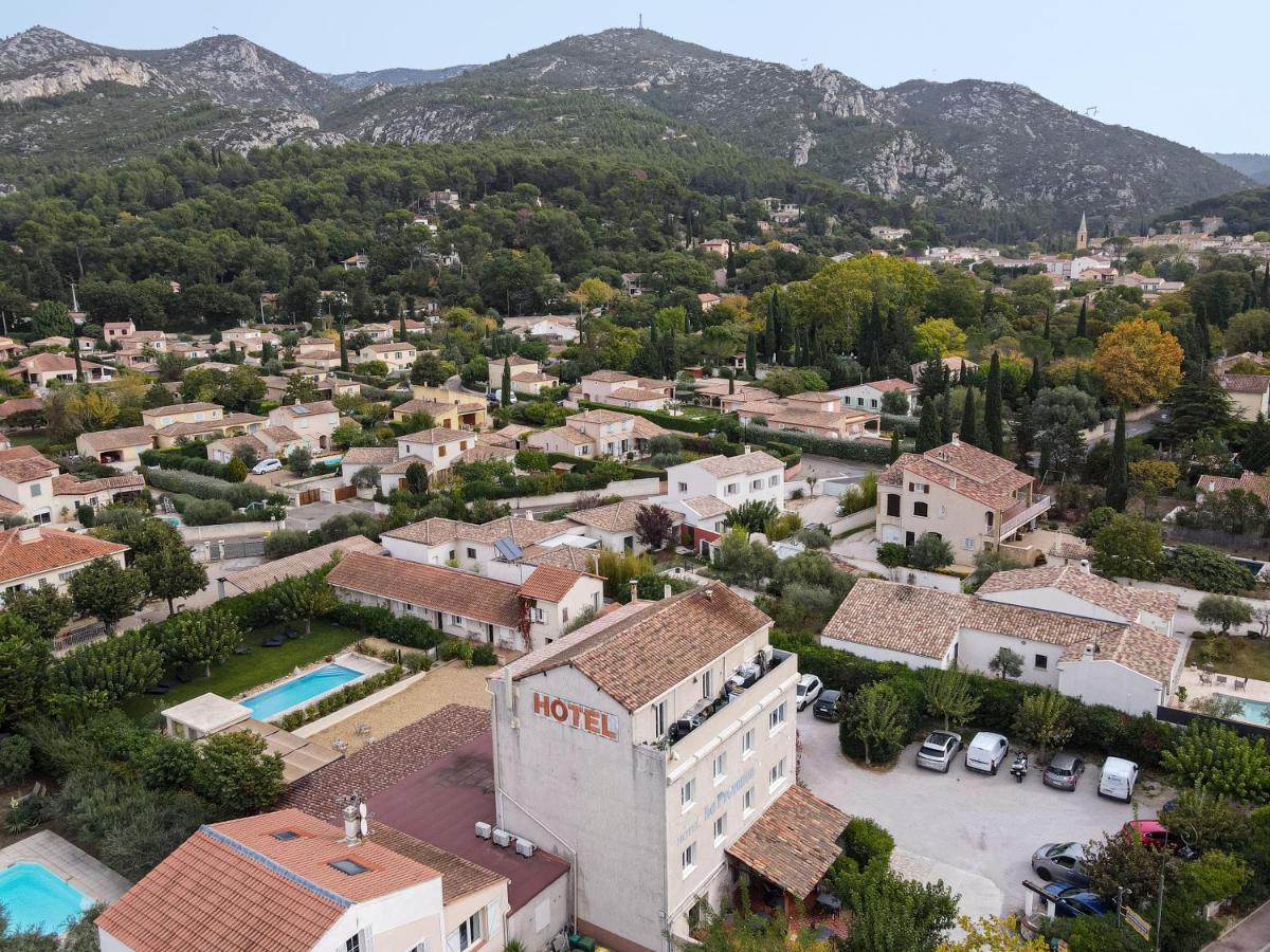 Le Provence Hotel
